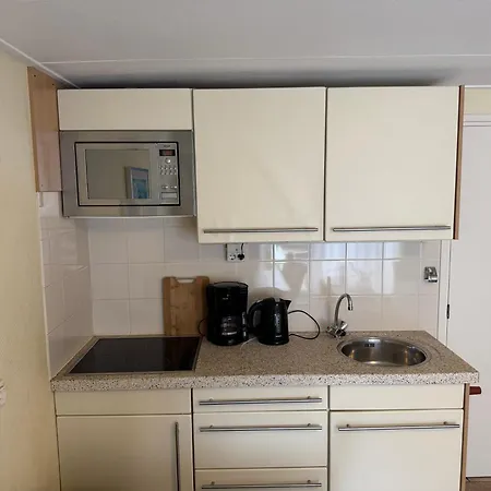 Apartament & 8 Pers, Op 150m